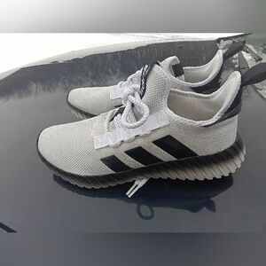 Adidas Kaptir Men’s Sneaker Running Shoe Athletic White size 11 excellent